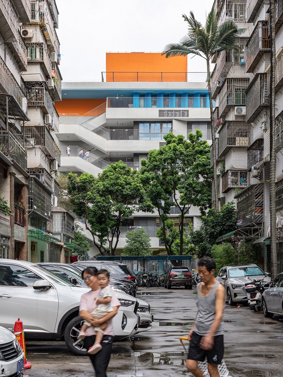 Shenzhen Futian Lvzhou Primary School by CCDI DongXiYing Studio