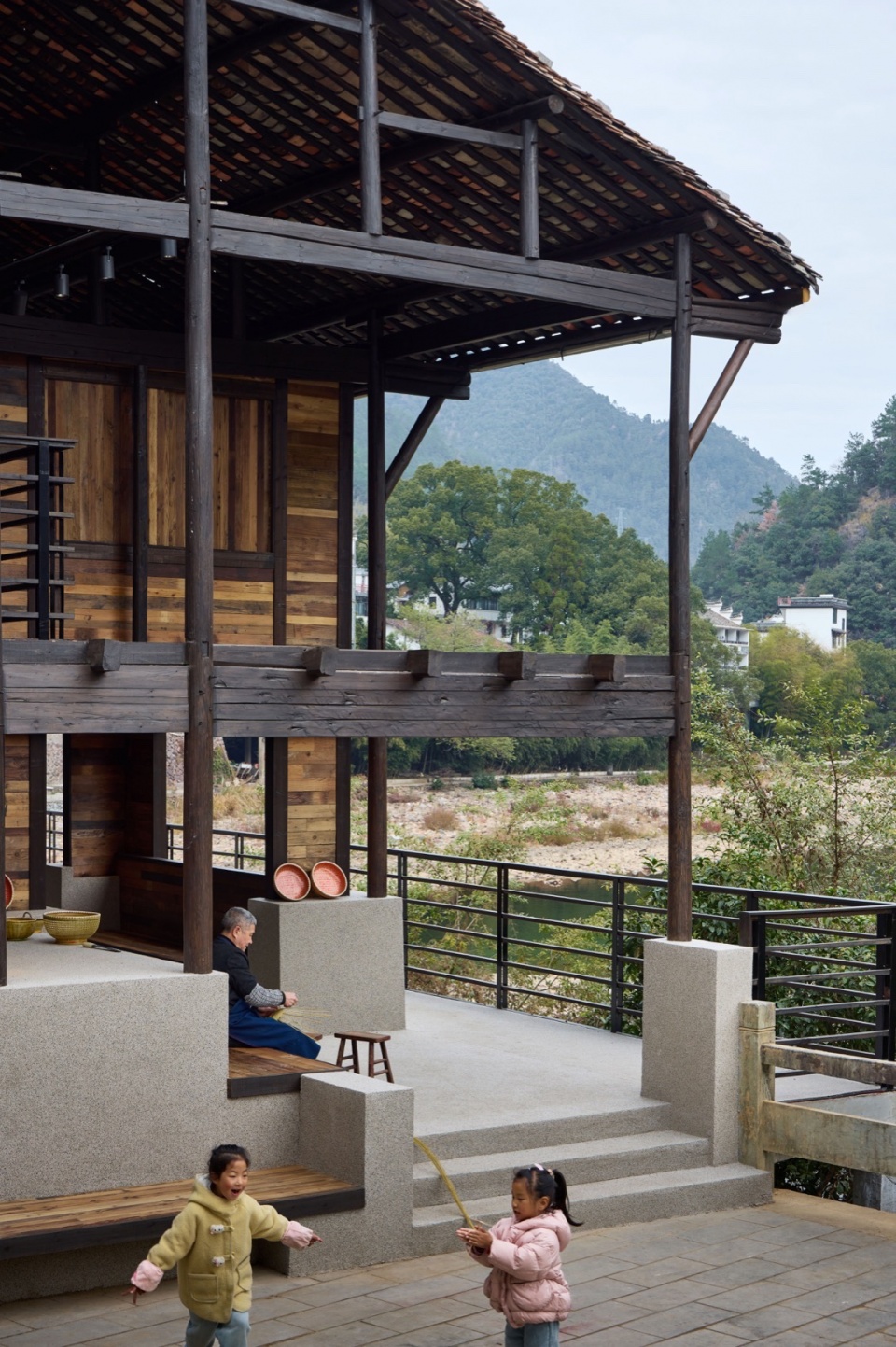 The Riverside Old House by Ref Architects 05m Studio