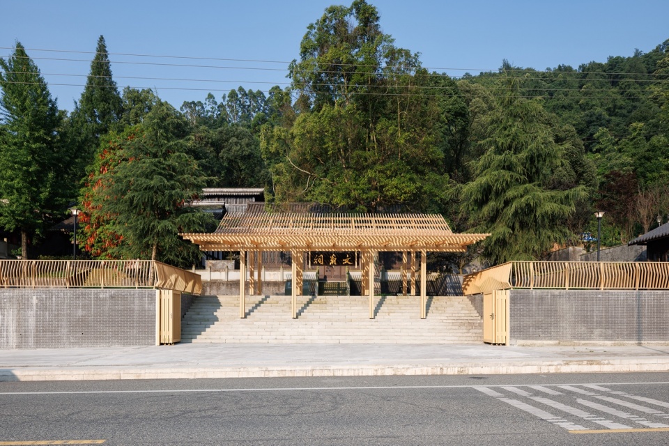wen weng shrine renovation by un group