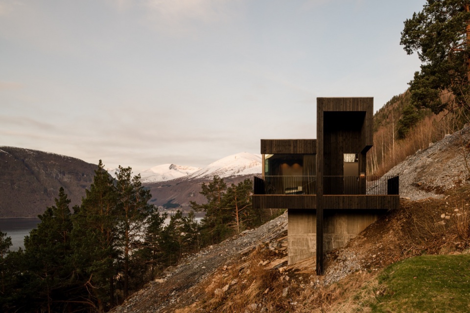 18 07 HOLIDAY HOME by OFFICE INAINN