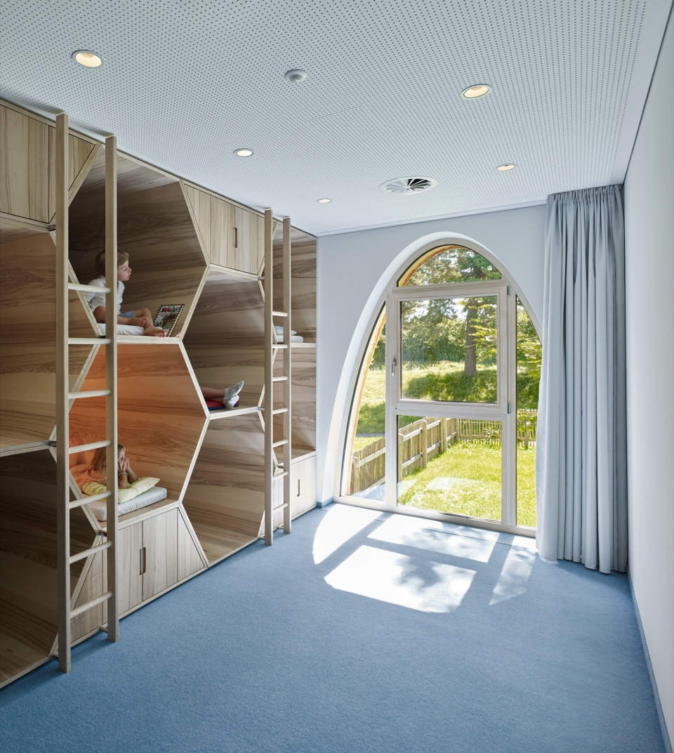 A house for children in a Pinegrove Christian Schmoelz Architekt