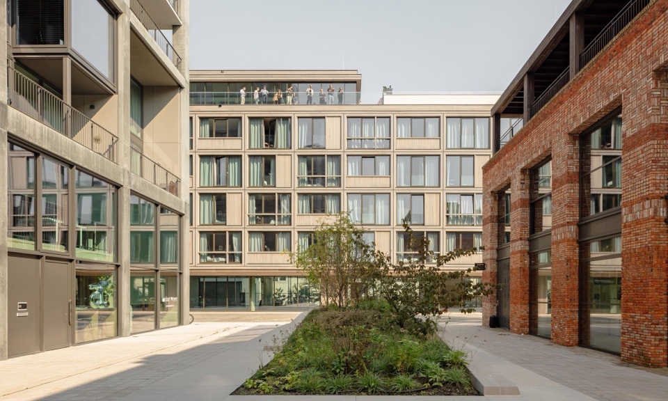 Republica by Marc Koehler Associates