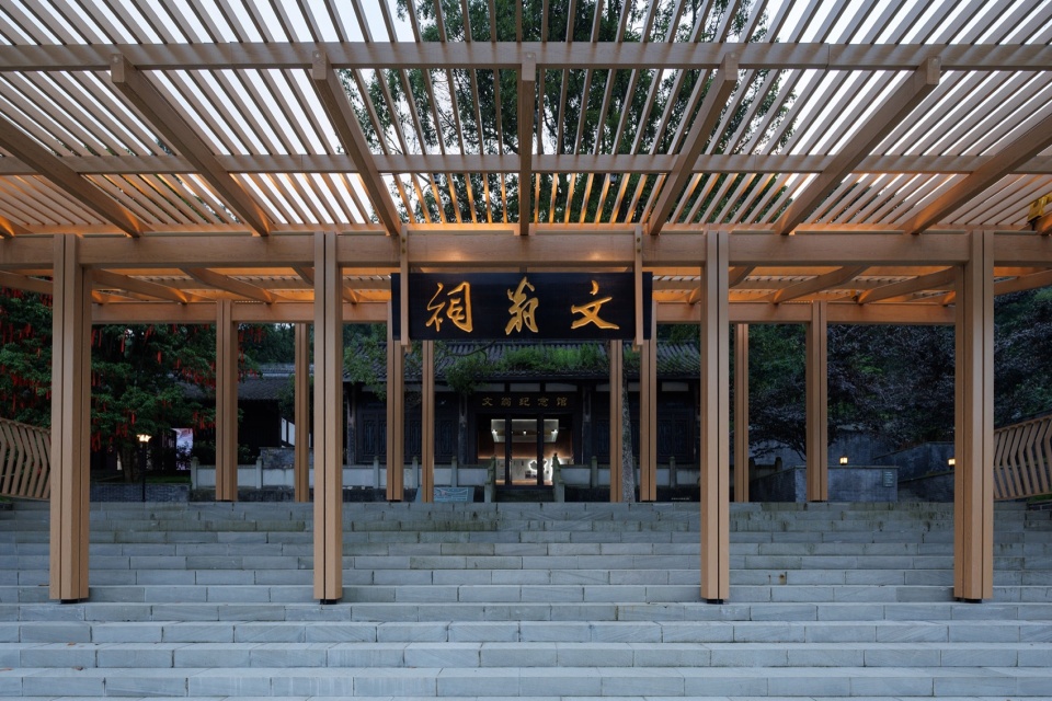 wen weng shrine renovation by un group