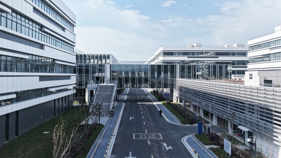 binhu fosun humanoid robot industrial park by jiangsu bosen architectural design co ltd i5x