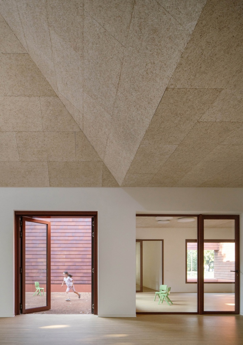 Kinder Rain kindergarten by AACM