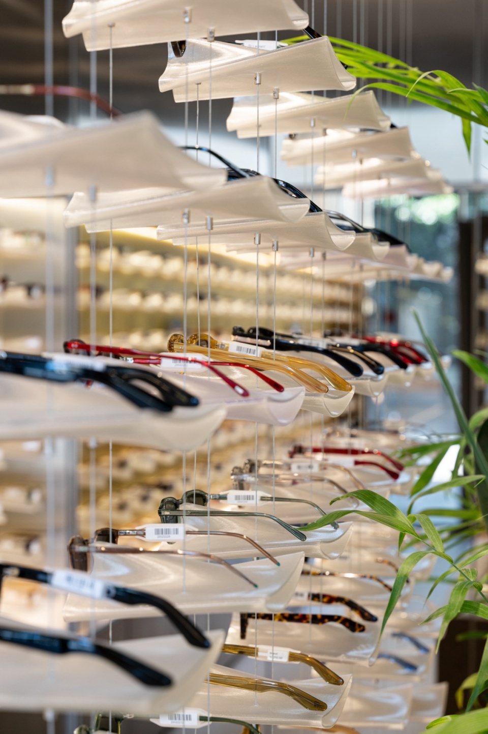 SaMJo eyewear store by YET Architecture