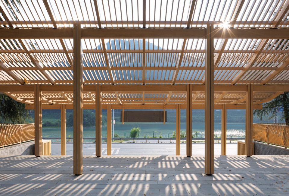 wen weng shrine renovation by un group