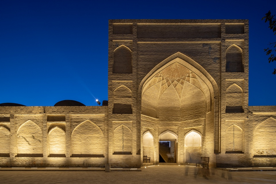 Bukhara Heritage District by waiwai