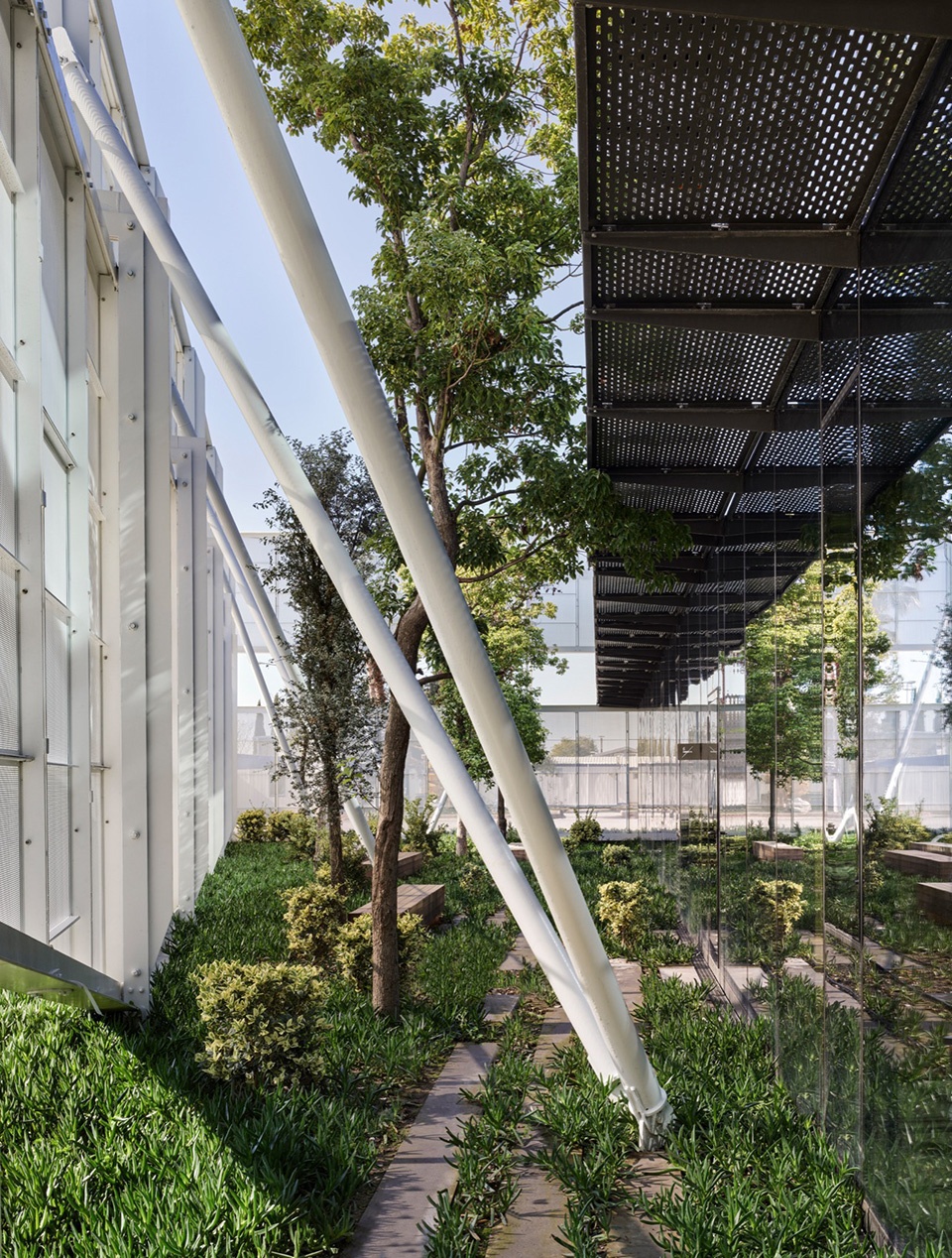 FNN Sustainability Center by ACARARCH