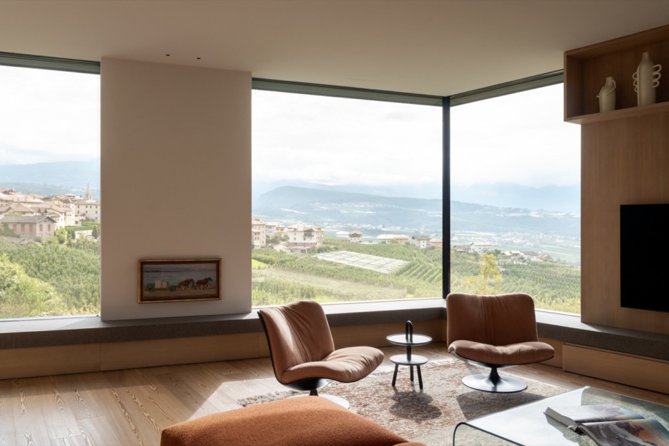 Hometown House by MoDusArchitects