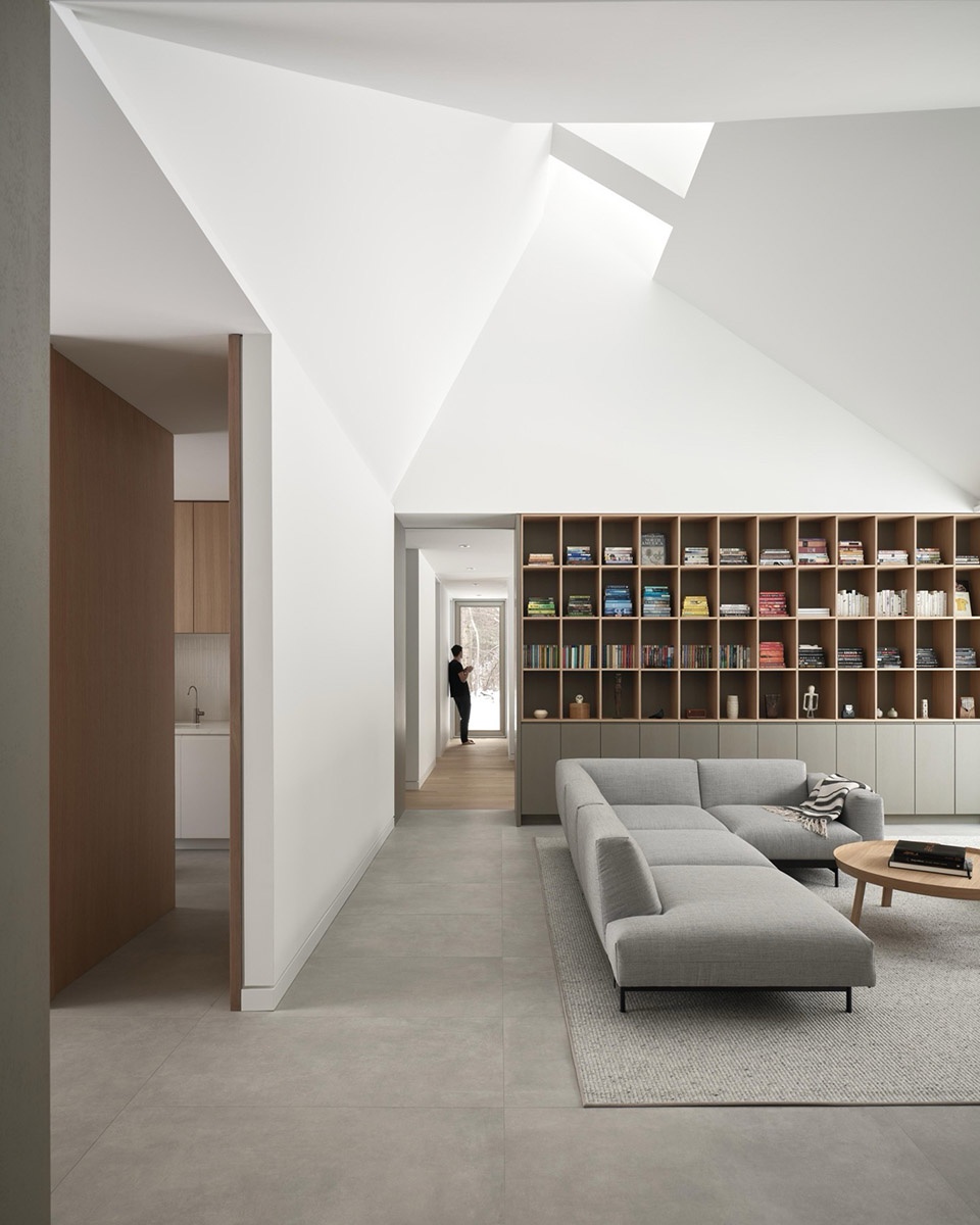 Ridge House by superkul