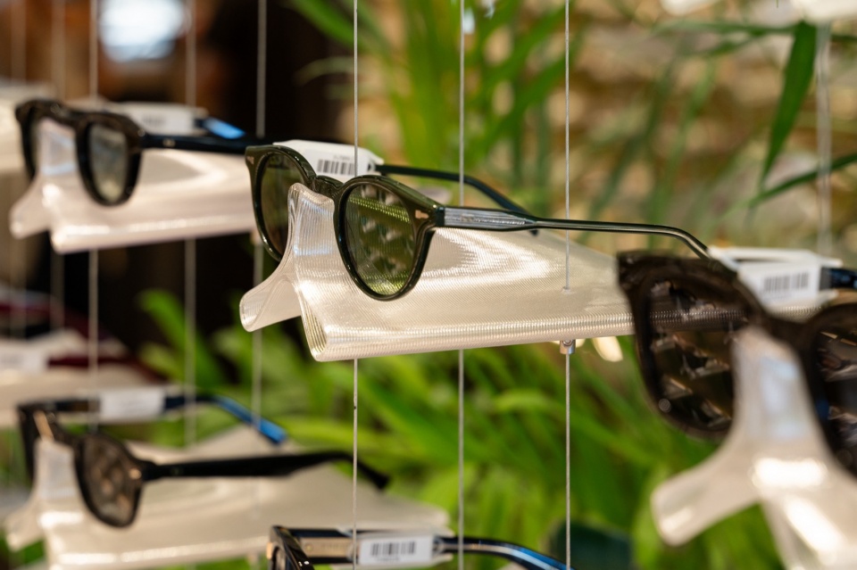 SaMJo eyewear store by YET Architecture