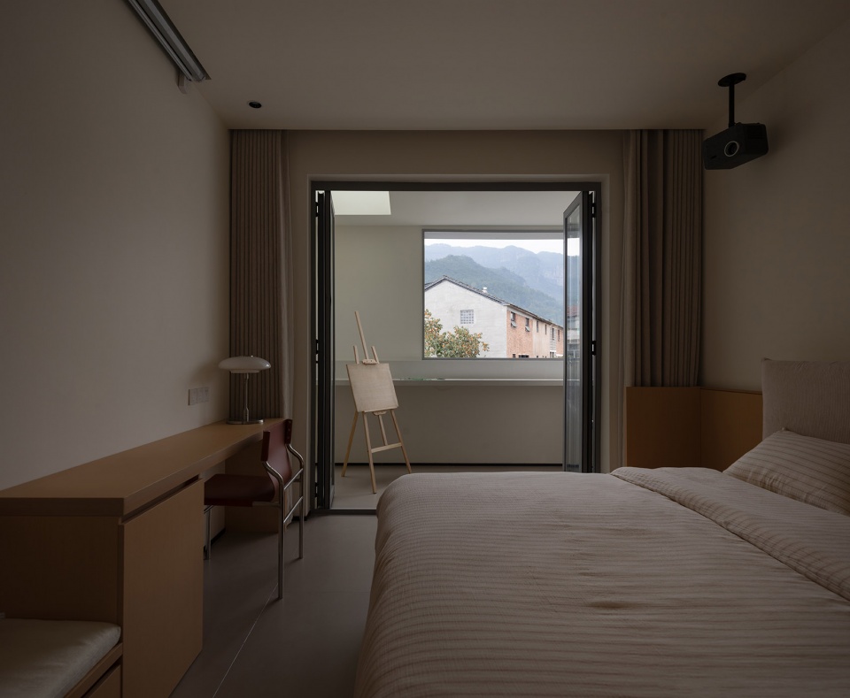 Xianjing Village Qingyi Lodge by HsuDu Architects