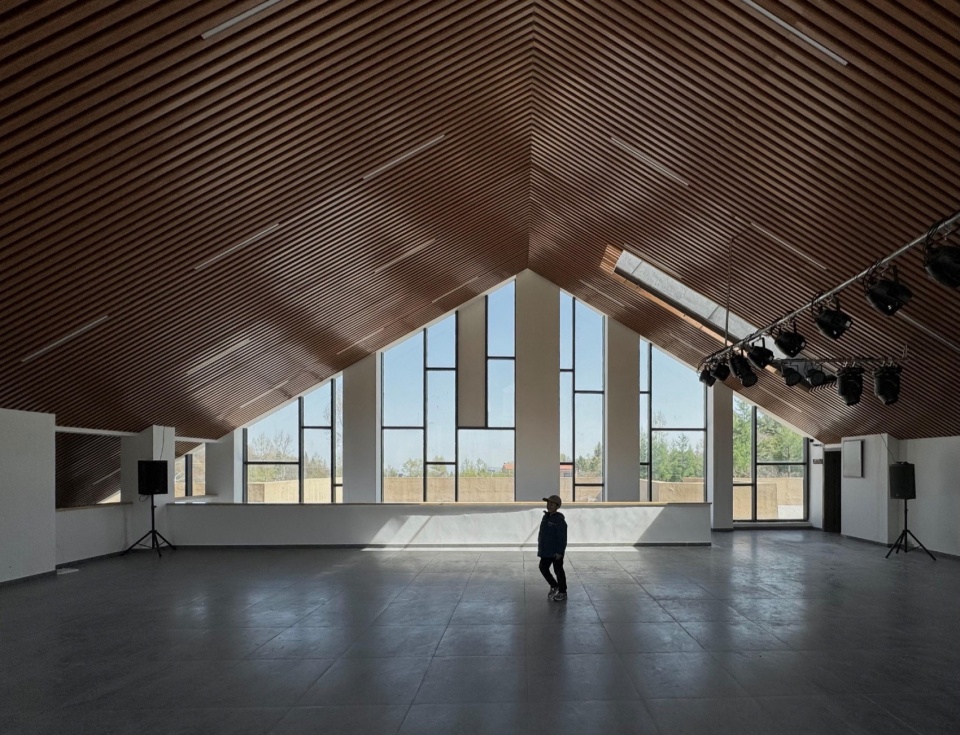 luojiagmo art museum by subtle architects of xauat