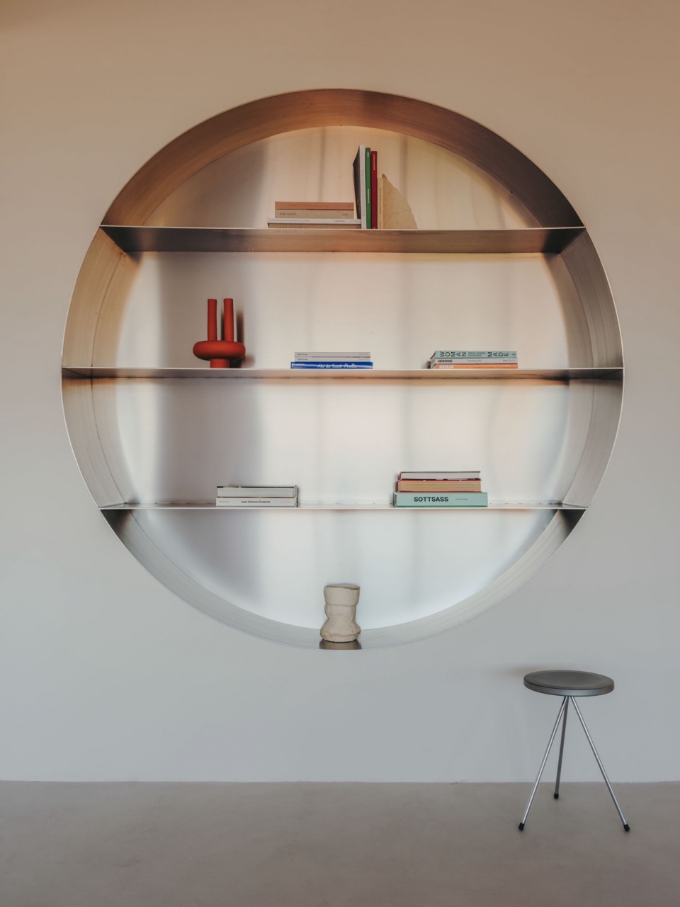 GIGI STUDIOS HQ by Isern Serra