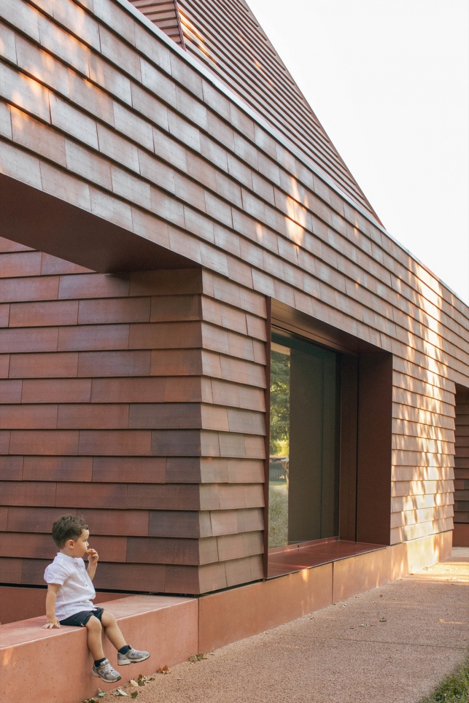 Kinder Rain kindergarten by AACM