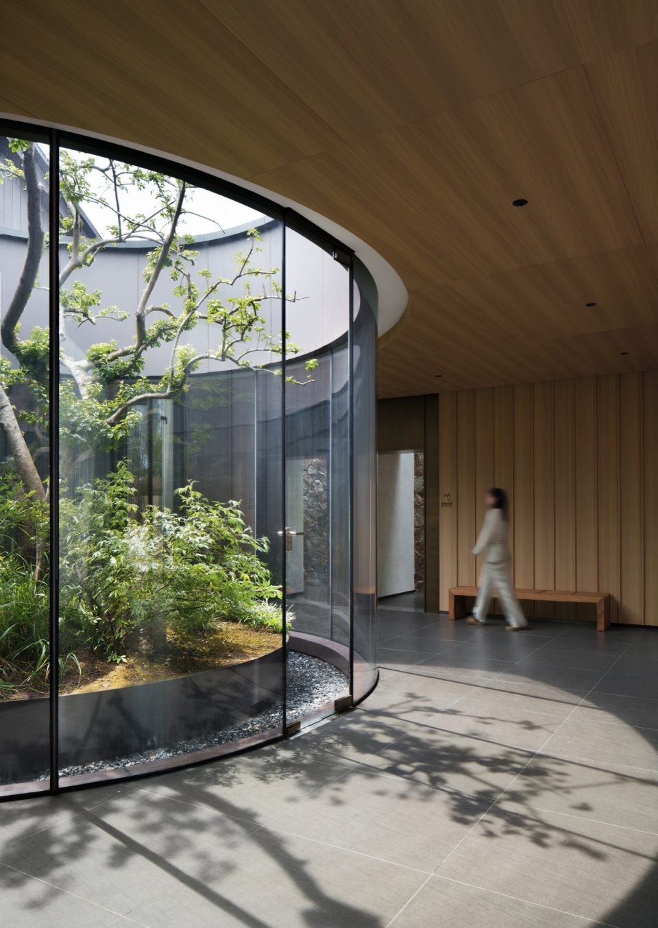 Xianning Ziyouji Hot Spring Hotel by Tus Design Group Co Ltd