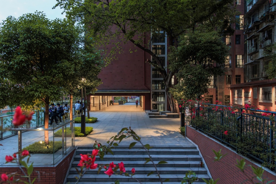 landscape transformation of zhangjiagarden campus bashu secondary school by aofan design