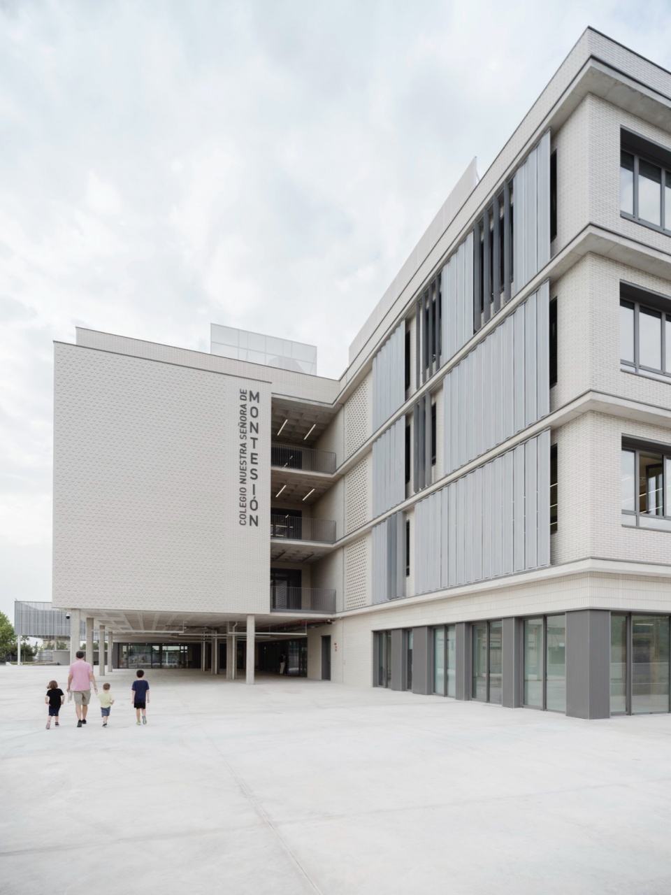 Son Moix Educational Center by GRAS Reynes Arquitectos