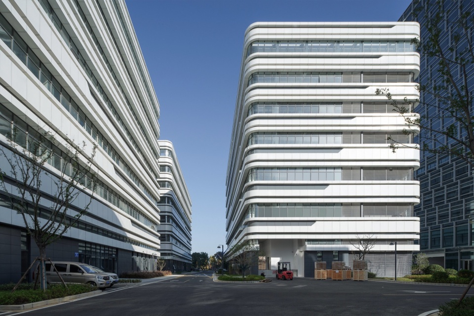binhu fosun humanoid robot industrial park by jiangsu bosen architectural design co ltd