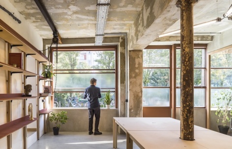 旧作坊中的办公空间，法国 / Nicola Spinetto Architectes