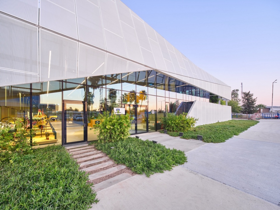 FNN Sustainability Center by ACARARCH