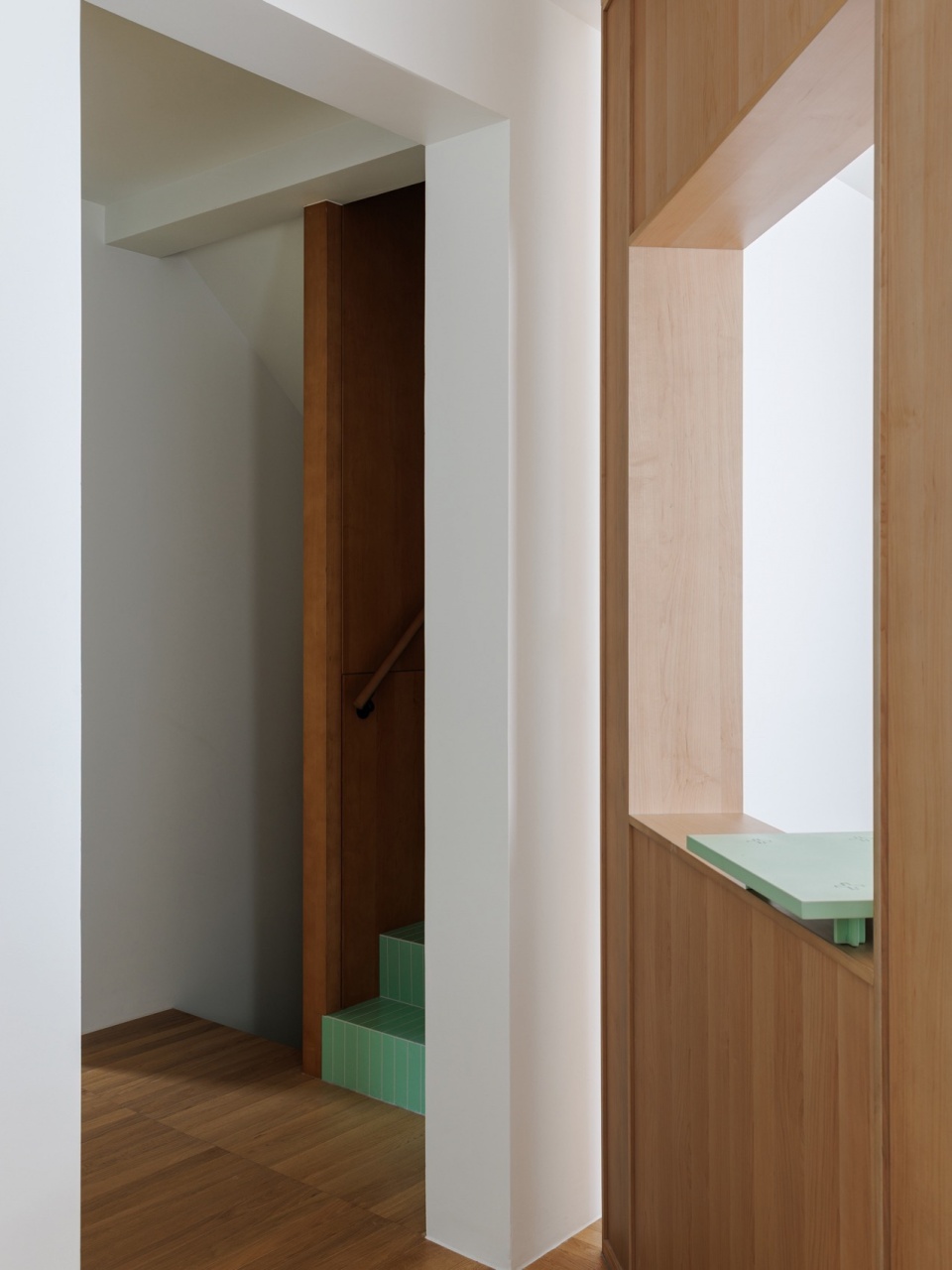 Multi Level Villa Renovation by Qiao Qiaozhi Architecture Lab