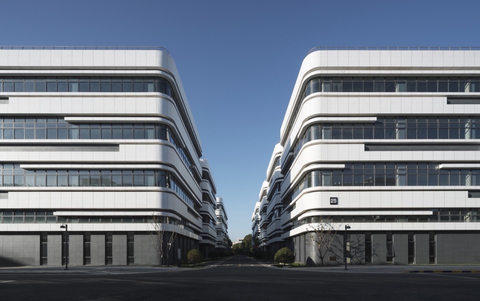 binhu fosun humanoid robot industrial park by jiangsu bosen architectural design co ltd