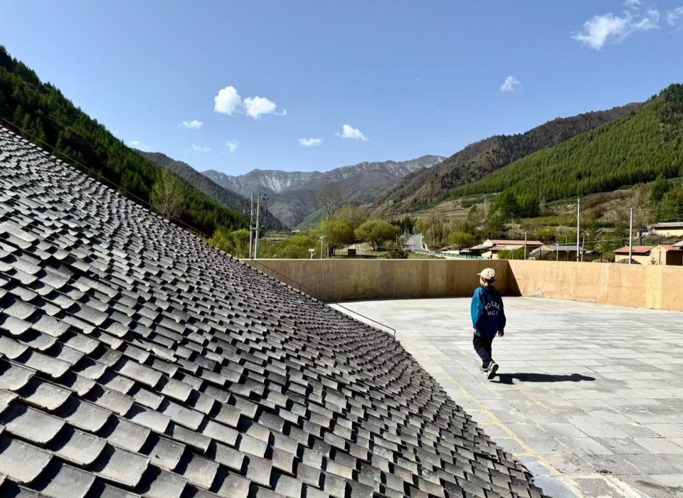 luojiagmo art museum by subtle architects of xauat