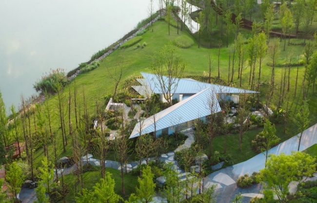 重庆麓悦江城咖啡厅 / 直现建筑