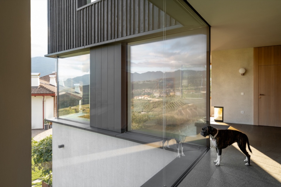 Hometown House by MoDusArchitects