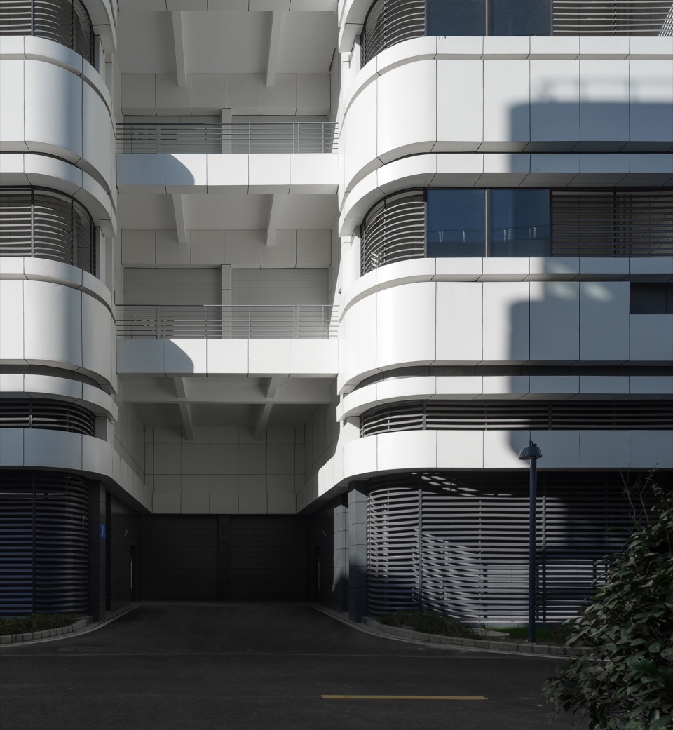 binhu fosun humanoid robot industrial park by jiangsu bosen architectural design co ltd