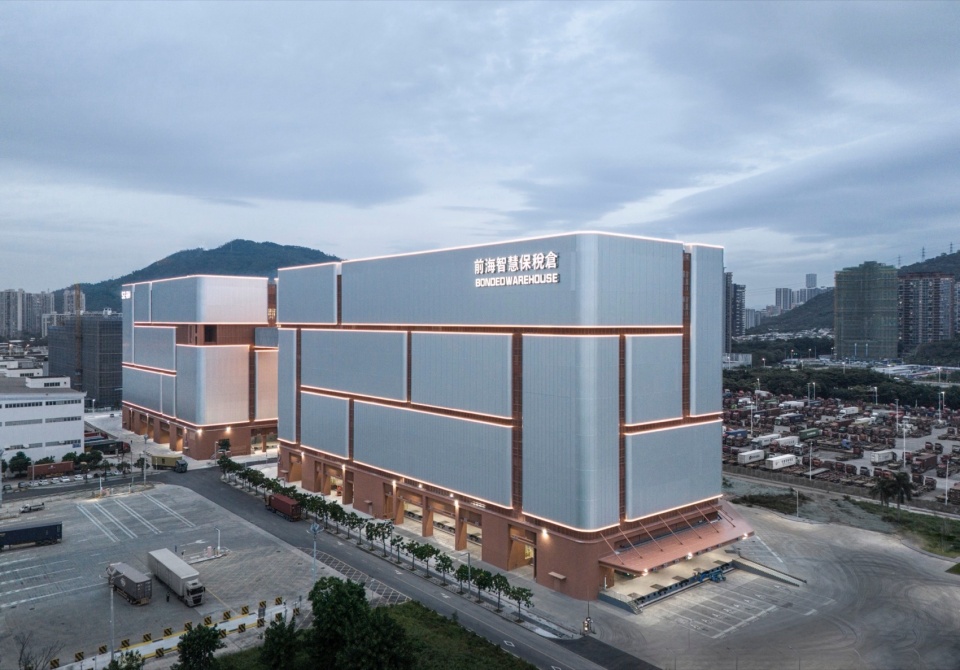 qianhai smart bonded warehouse by architectural design and research institute of scut co ltd