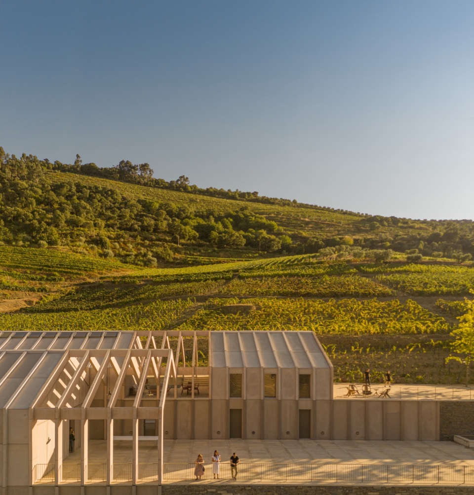 Quinta de Adorigo Winery Atelier Sergio Rebelo