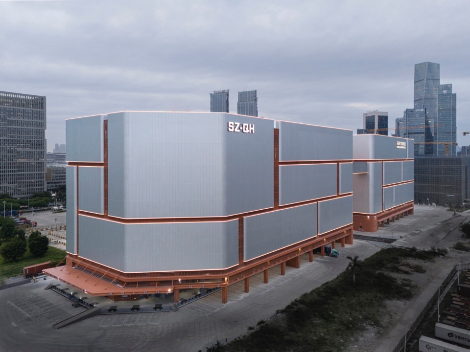 qianhai smart bonded warehouse by architectural design and research institute of scut co ltd