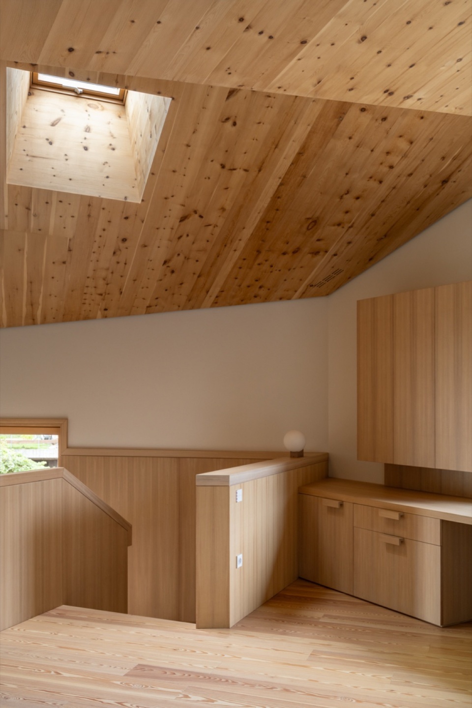 Hometown House by MoDusArchitects