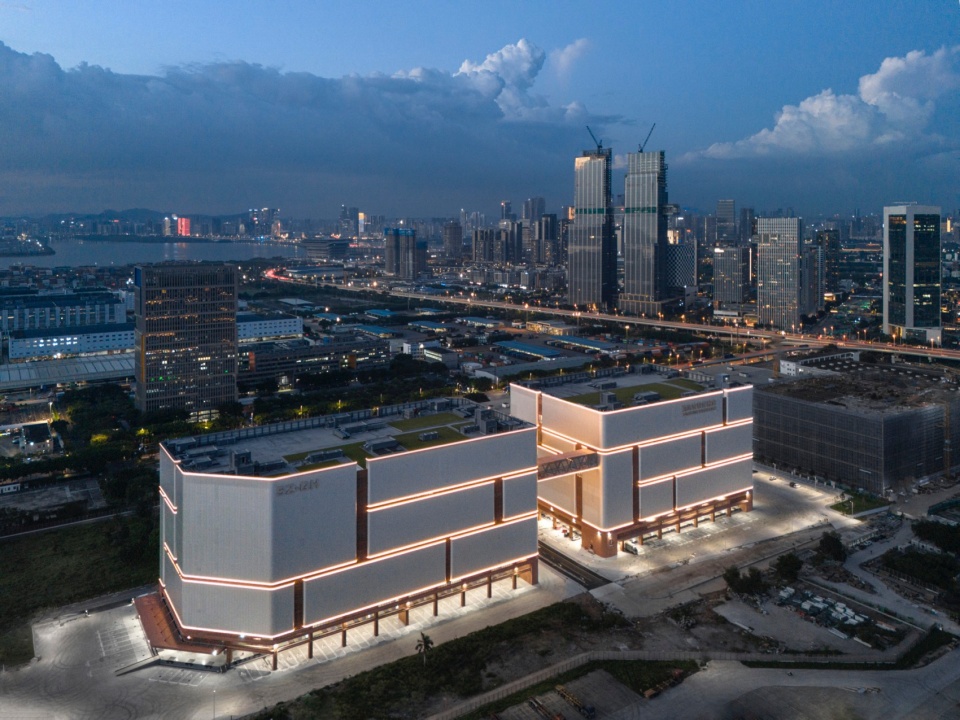 qianhai smart bonded warehouse by architectural design and research institute of scut co ltd