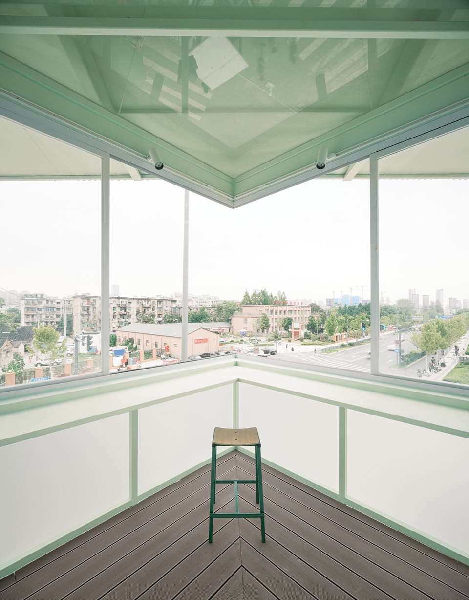 A Very Small 24 hour Bookstore by SZ Architects