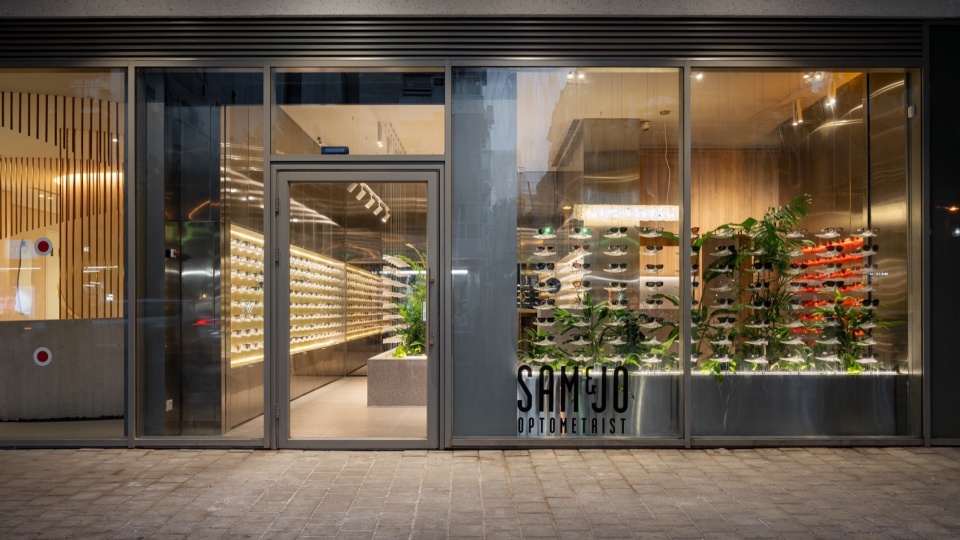 SaMJo eyewear store by YET Architecture