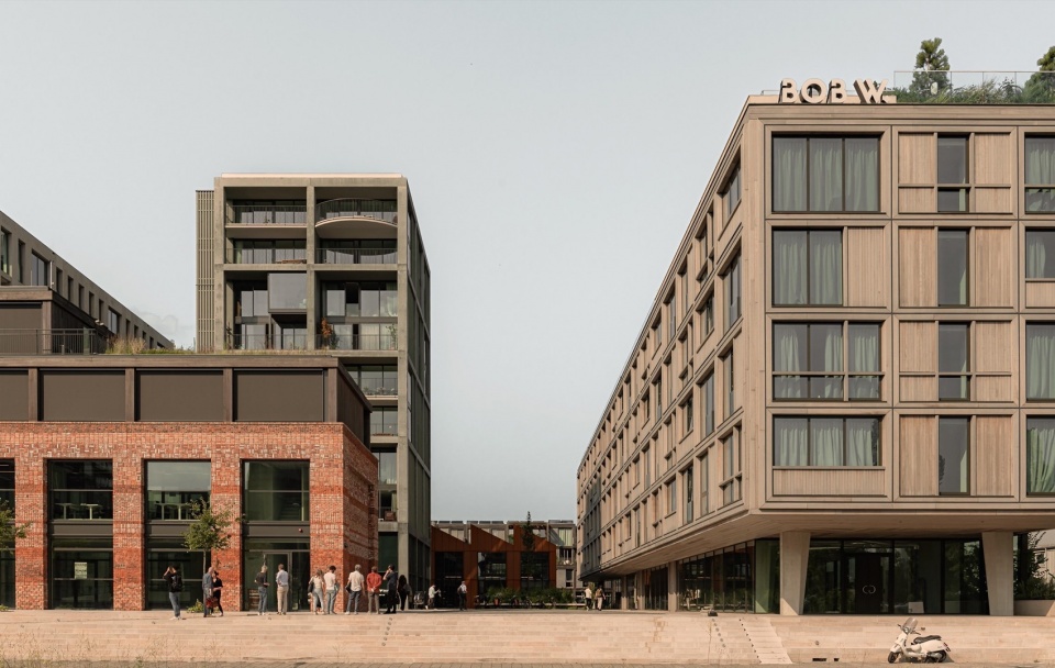 Republica by Marc Koehler Associates