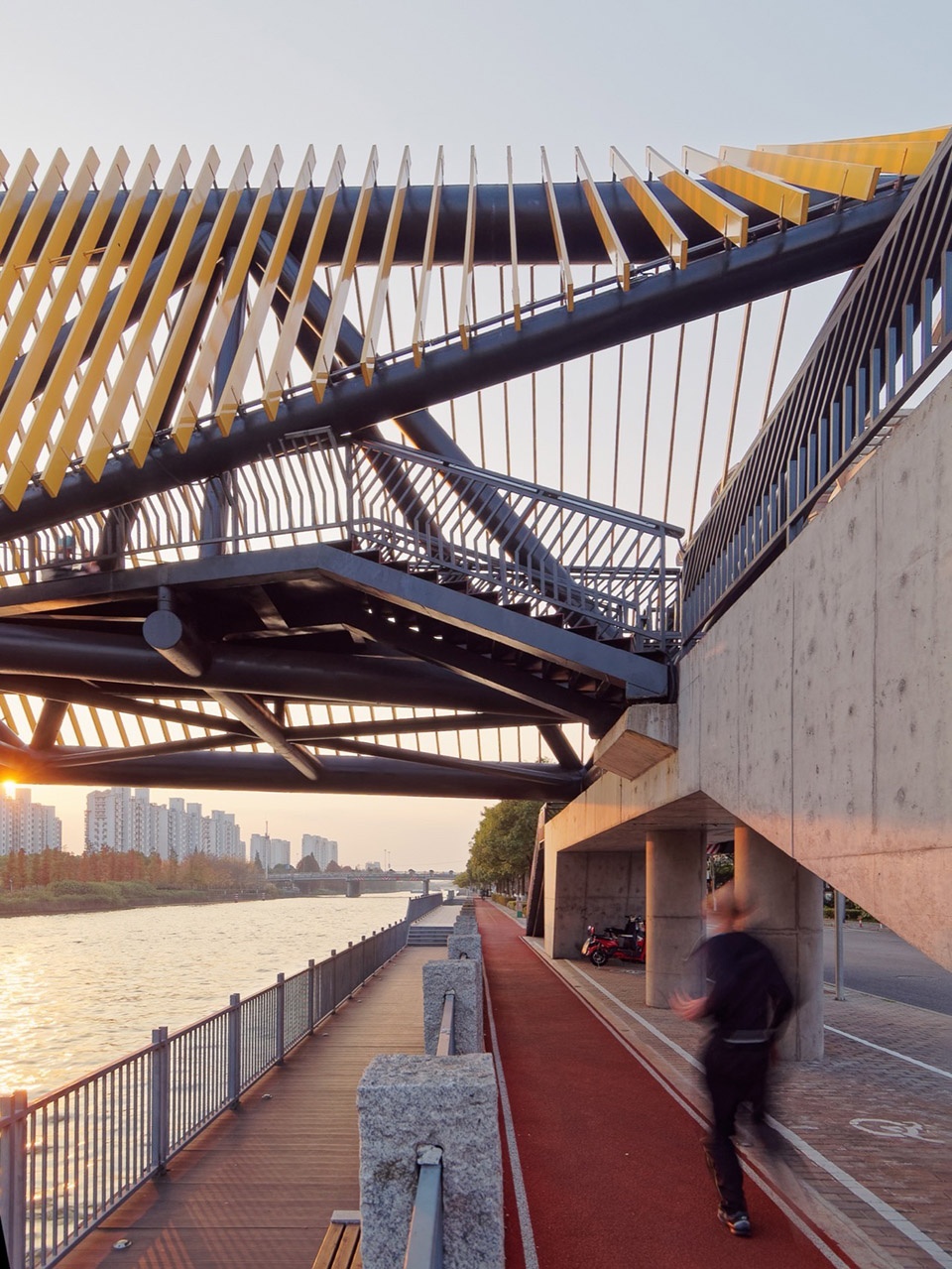 Tassel Bridge Pedestrian Bridge on the North Side of Nanqing Garden Qingpu by Atelier Z temp architects