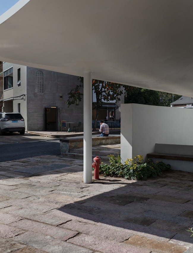 Xianjing Village Qingyi Lodge by HsuDu Architects