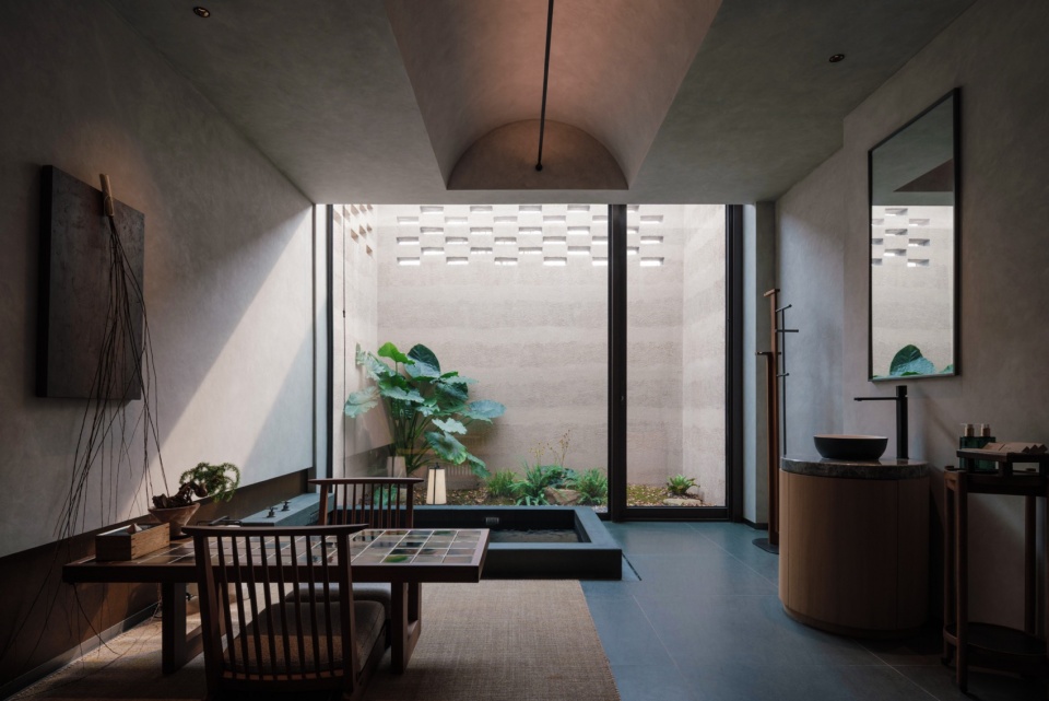Xianning Ziyouji Hot Spring Hotel by Tus Design Group Co Ltd