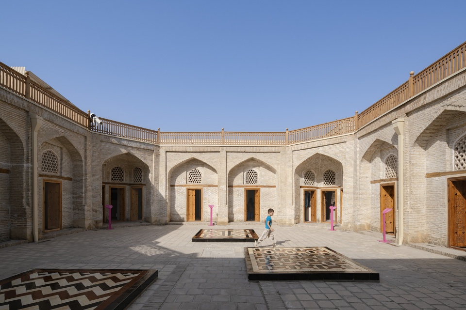 Bukhara Heritage District by waiwai
