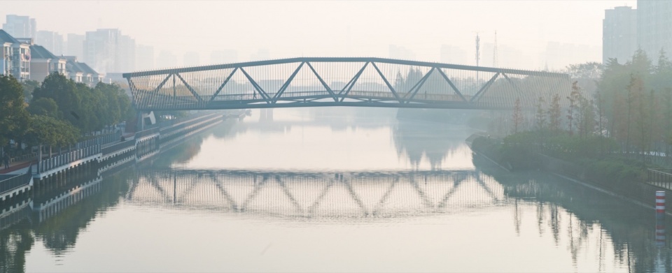 Tassel Bridge Pedestrian Bridge on the North Side of Nanqing Garden Qingpu by Atelier Z temp architects