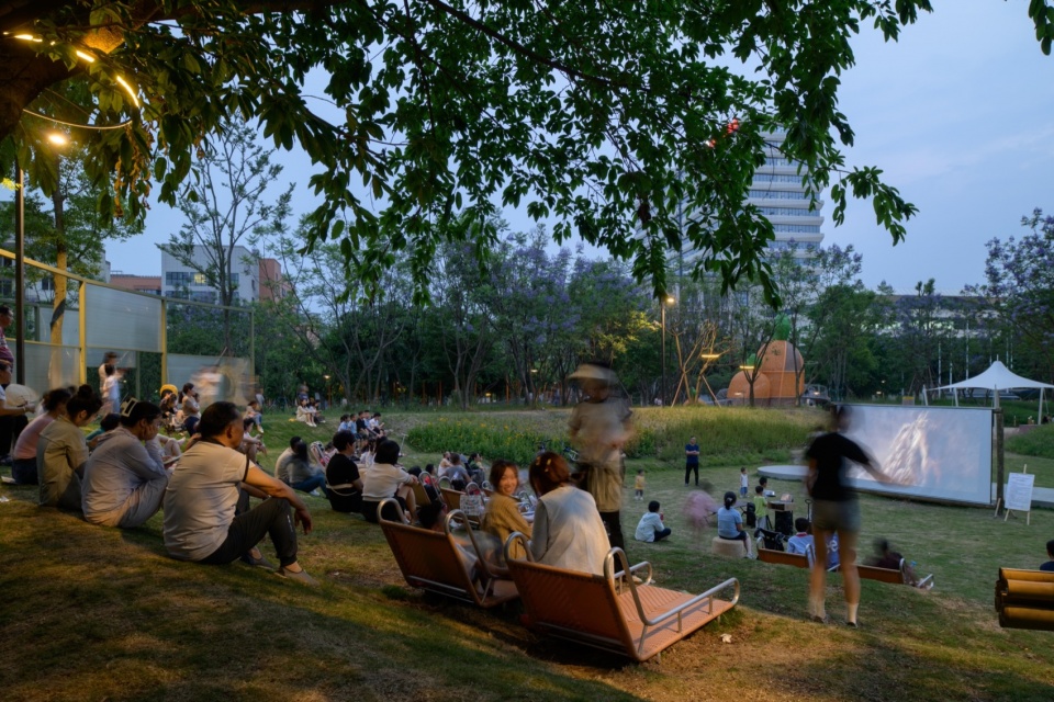 home park by atelier scale
