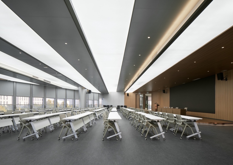 binhu fosun humanoid robot industrial park by jiangsu bosen architectural design co ltd