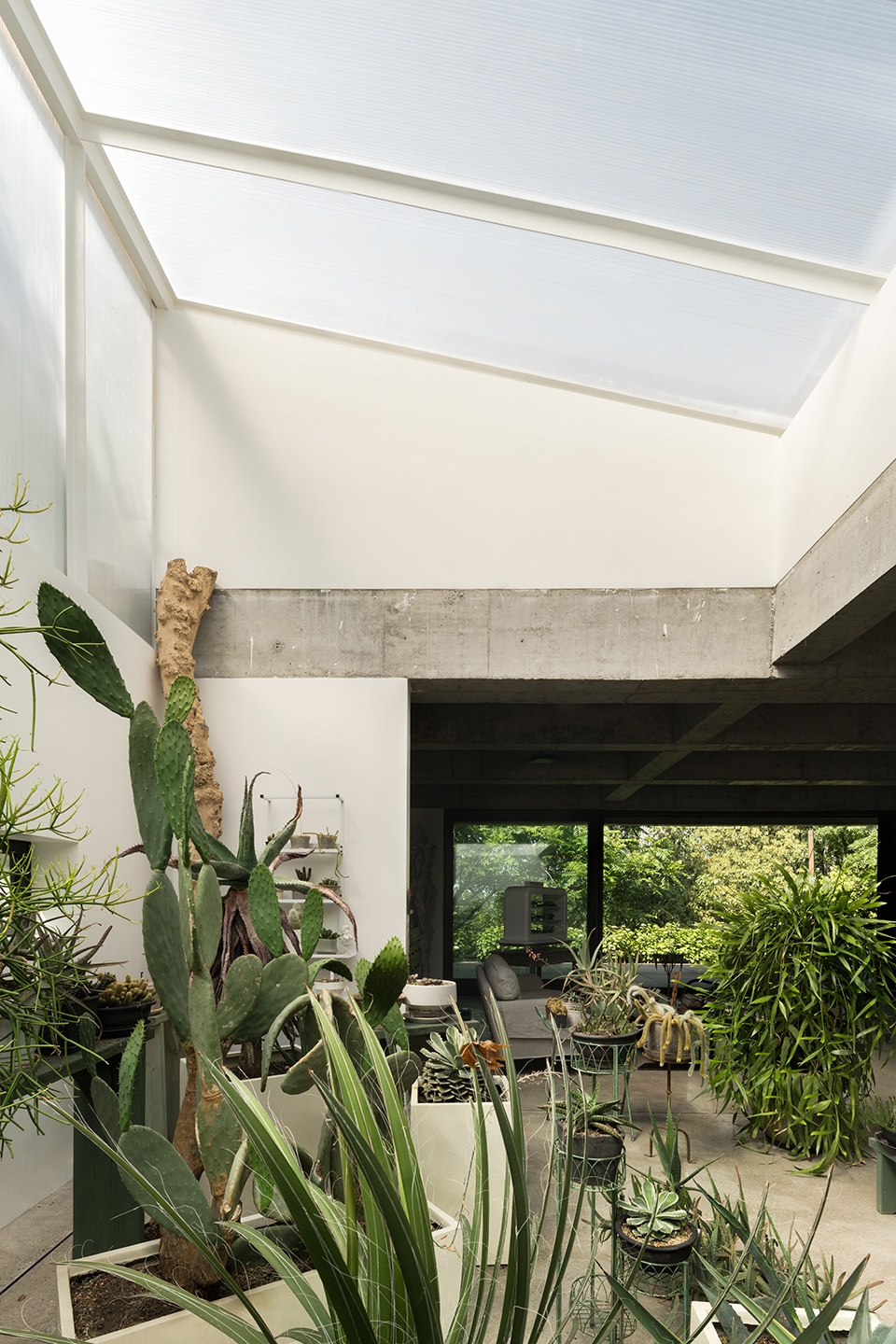 Blue Roof Artist Studio Renovation