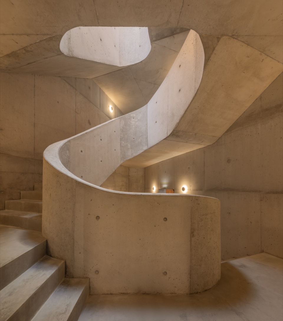Quinta de Adorigo Winery Atelier Sergio Rebelo