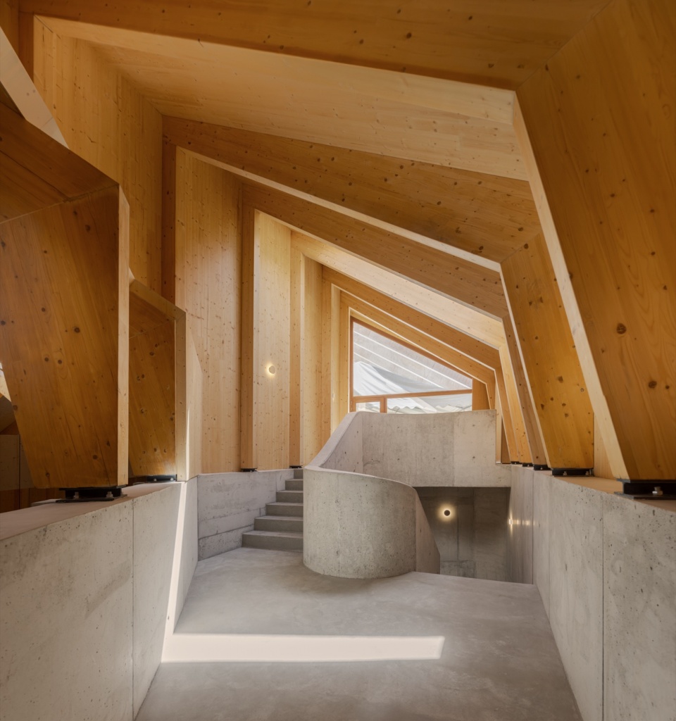 Quinta de Adorigo Winery Atelier Sergio Rebelo